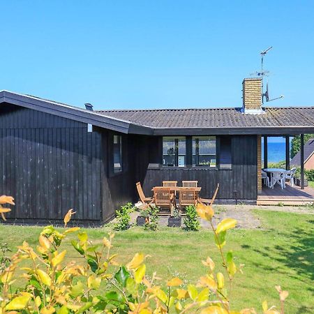 6 Person Holiday Home In Hesselager Exteriör bild